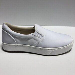 MaCae Women’s Original Canvas Slip-On Shoes, Size 8M
